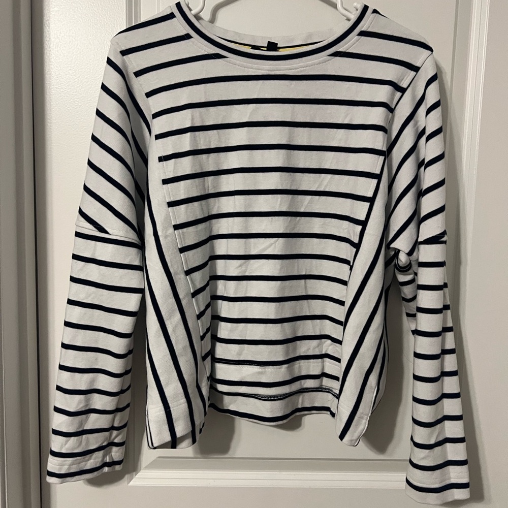 Jane + Delaney Medium black and white blouse